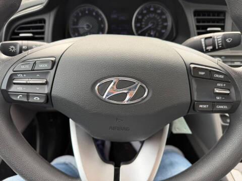 2019 Hyundai Elantra