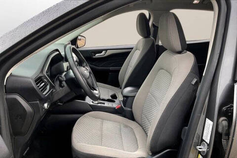 2021 Ford Escape Hybrid SE