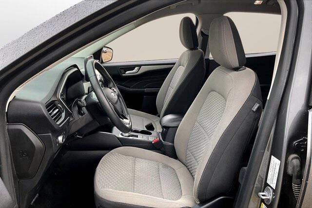 2021 Ford Escape Hybrid SE