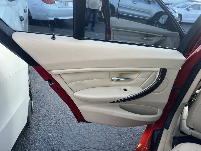 2015 BMW 3 Series 328i