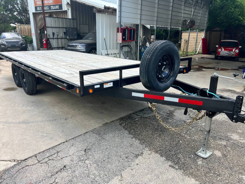 2025 PJ Trailers 8.5X20 DECKOVER