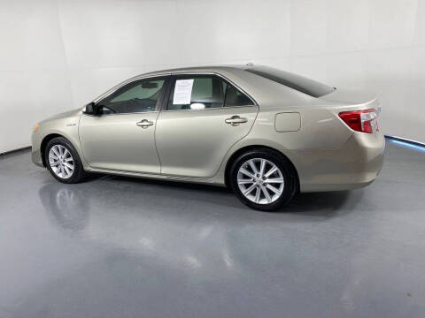 2014 Toyota Camry Hybrid XLE