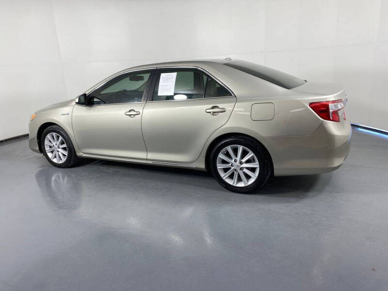 2014 Toyota Camry Hybrid XLE