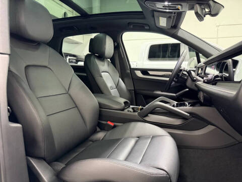 2025 Porsche Cayenne