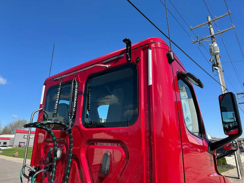 2019 Freightliner Cascadia