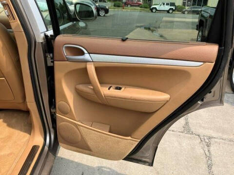 2004 Porsche Cayenne S