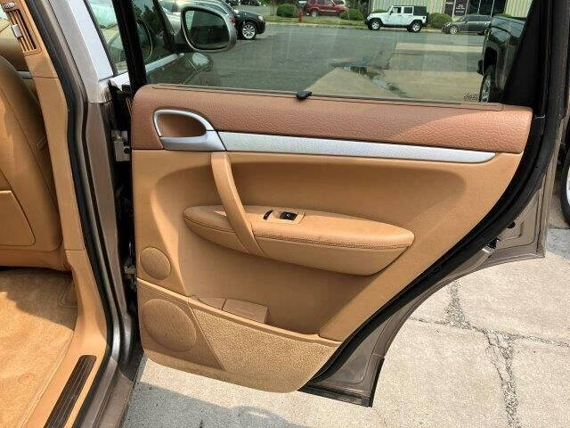 2004 Porsche Cayenne S