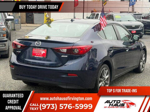 2018 Mazda MAZDA3 Touring