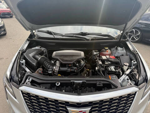 2020 Cadillac XT5 Premium Luxury