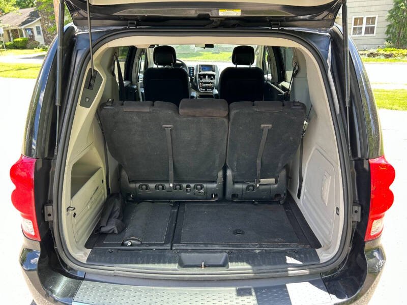 2012 Dodge Grand Caravan Crew