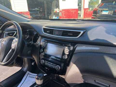 2015 Nissan Rogue SL