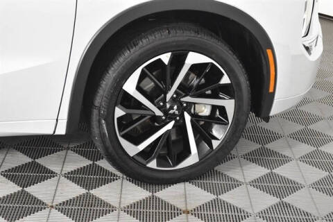 2023 Mitsubishi Outlander SEL