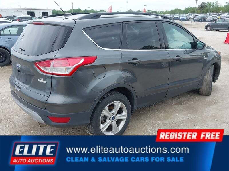 2016 Ford Escape SE