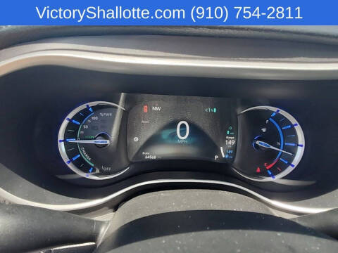 2024 Chrysler Pacifica Plug-In Hybrid Select