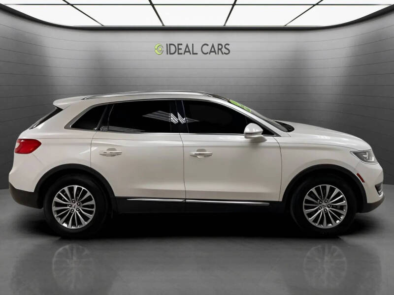 2016 Lincoln MKX Select