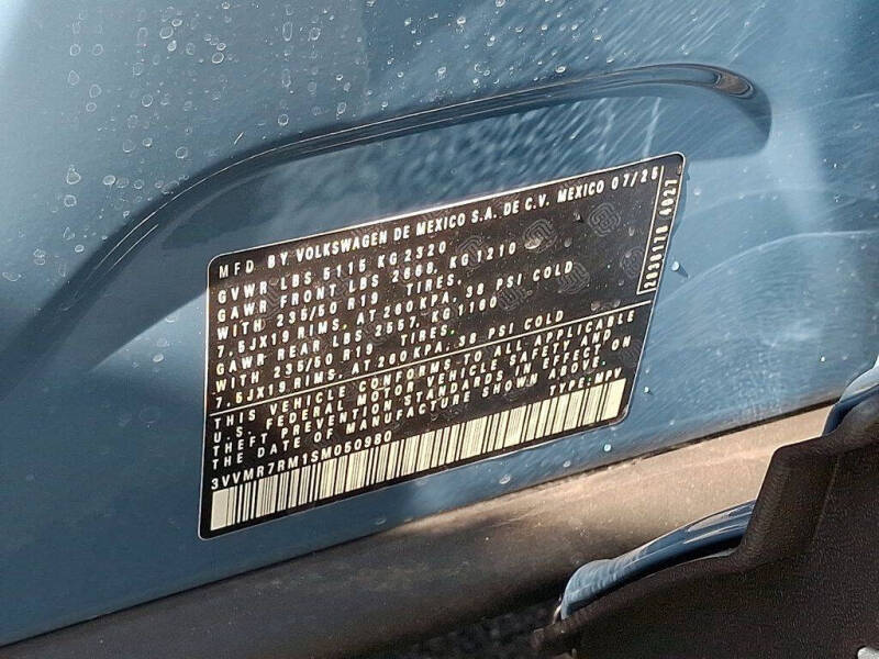 2025 Volkswagen Tiguan SE 4Motion