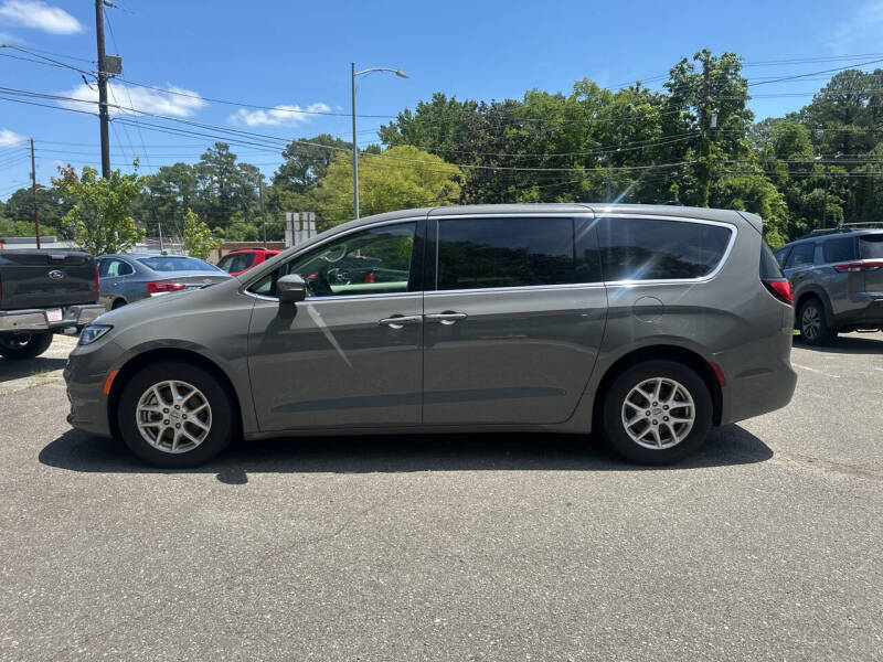 2023 Chrysler Pacifica Touring L