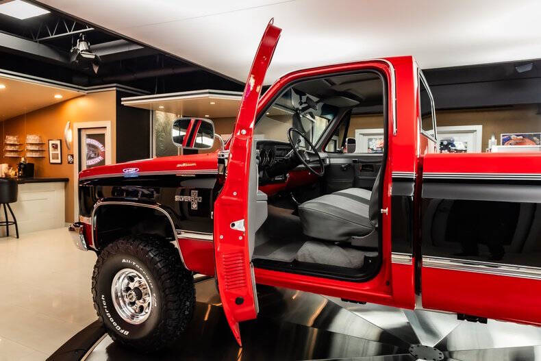 1987 Chevrolet R/V 10 Series