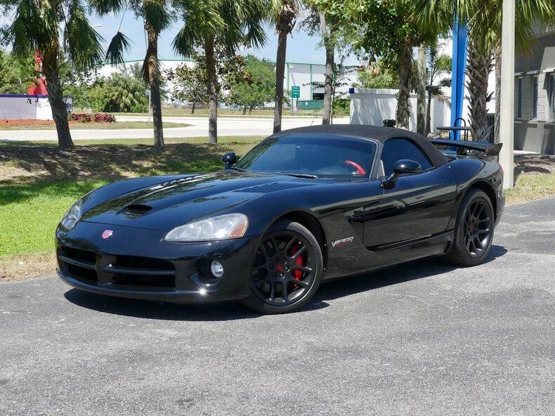 2004 Dodge Viper SRT-10