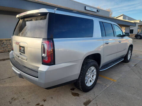 2017 GMC Yukon XL SLT