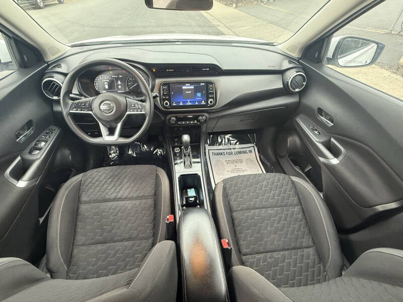 2021 Nissan Kicks SV