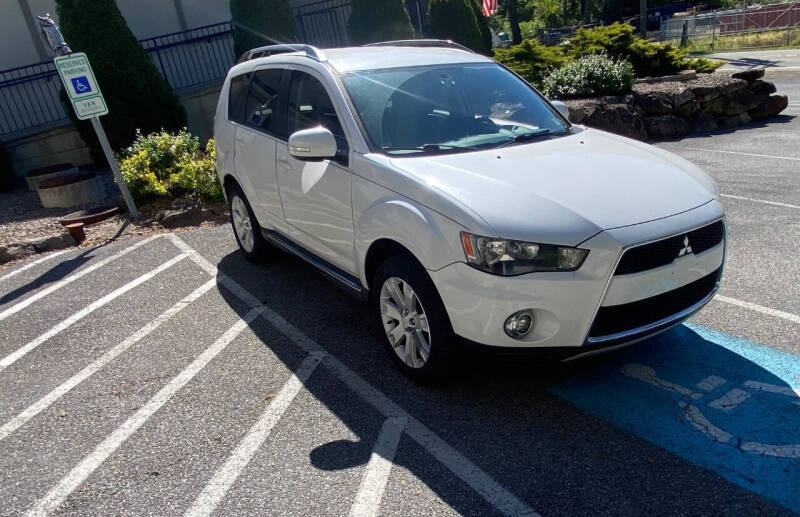 2012 Mitsubishi Outlander SE