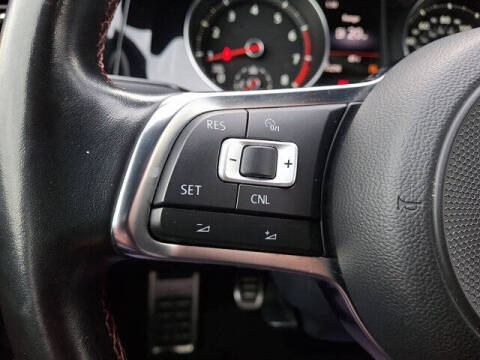 2018 Volkswagen Golf GTI S