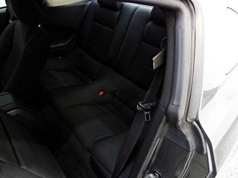 2013 Ford Mustang V6