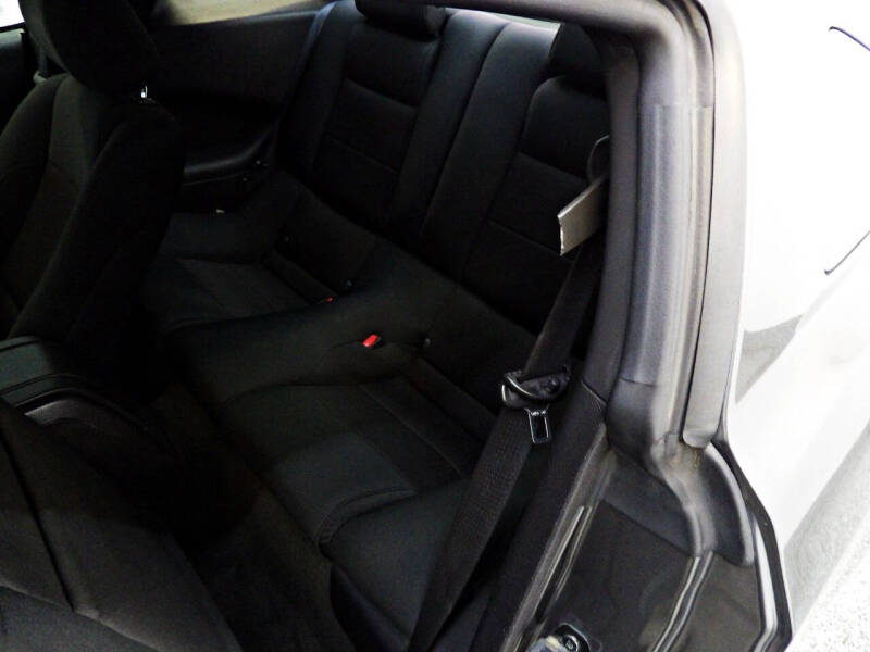 2013 Ford Mustang V6