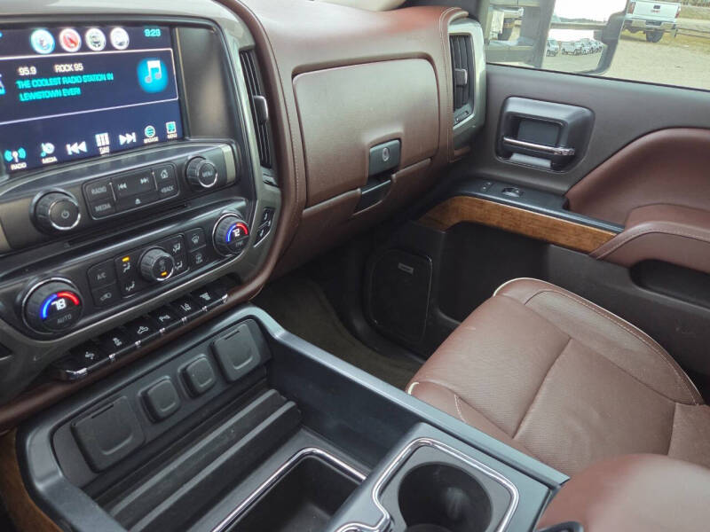 2016 Chevrolet Silverado 3500HD High Country