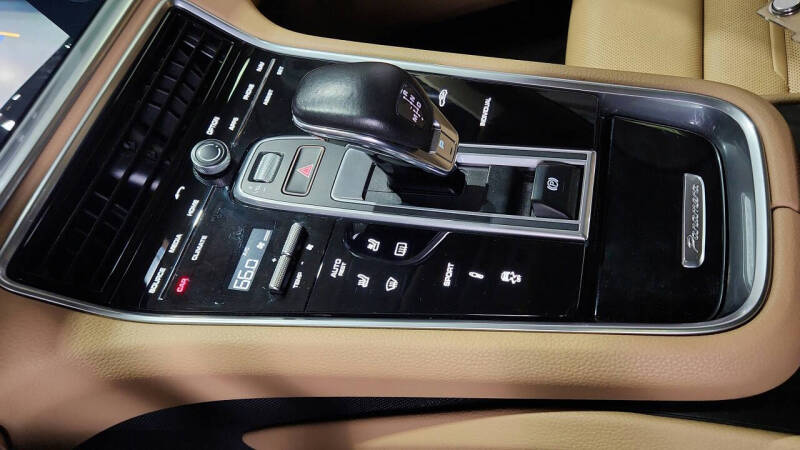 2018 Porsche Panamera 4S