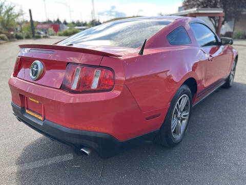 2010 Ford Mustang V6