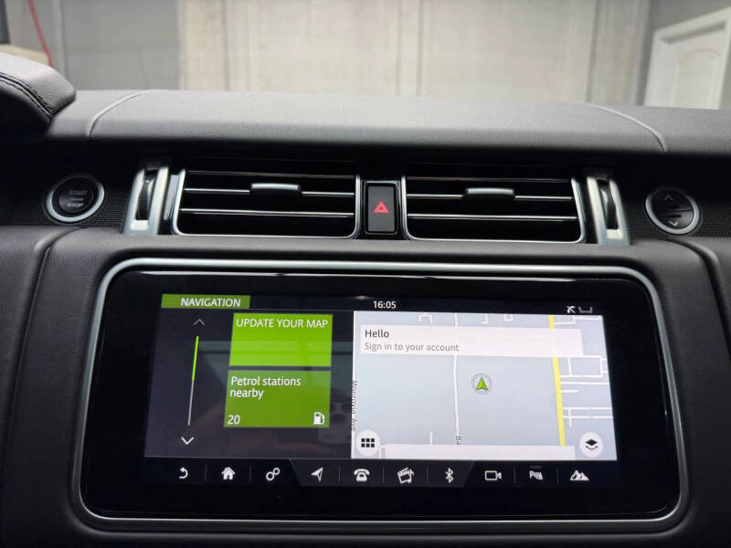 2020 Land Rover Range Rover P525 HSE