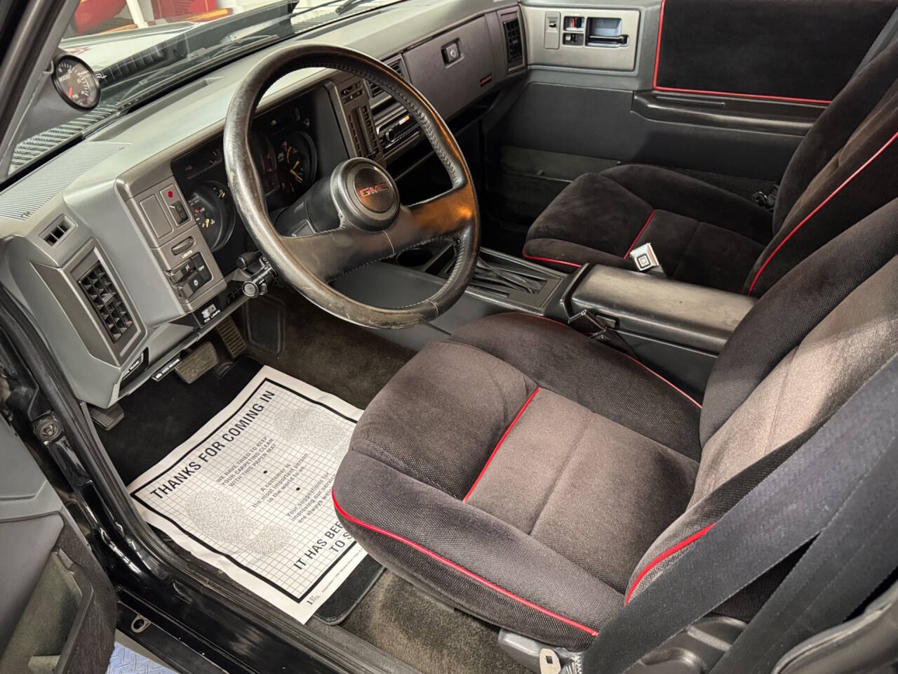 1991 GMC Syclone 14