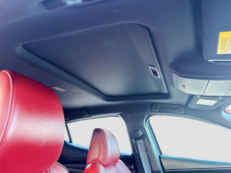 2024 Mazda Mazda3 Hatchback 2.5 S Carbon Edition