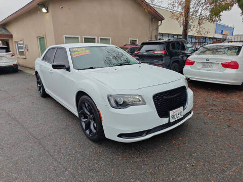 2022 Chrysler 300 Touring