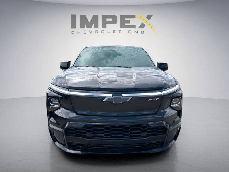 2025 Chevrolet Silverado EV RST