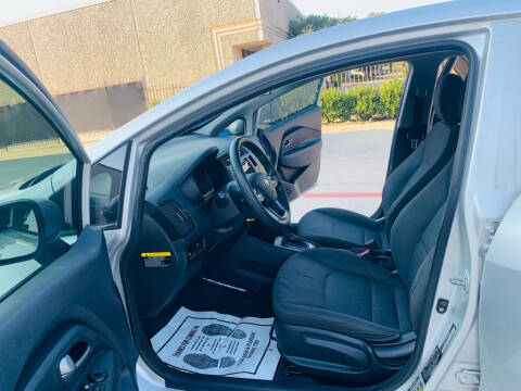 2013 Kia Rio 5-Door LX