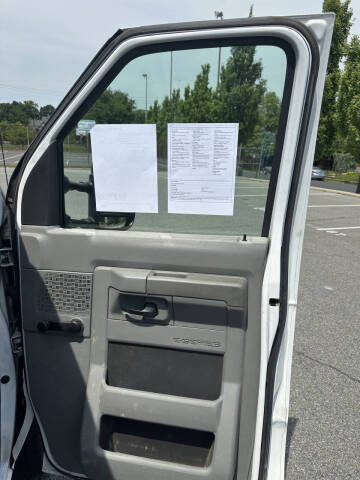 2012 Ford E-Series E-350 SD