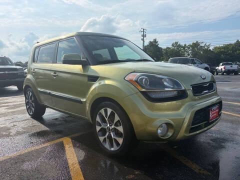 2013 Kia Soul +