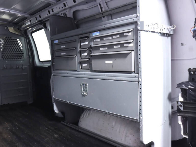 2017 GMC Savana 2500