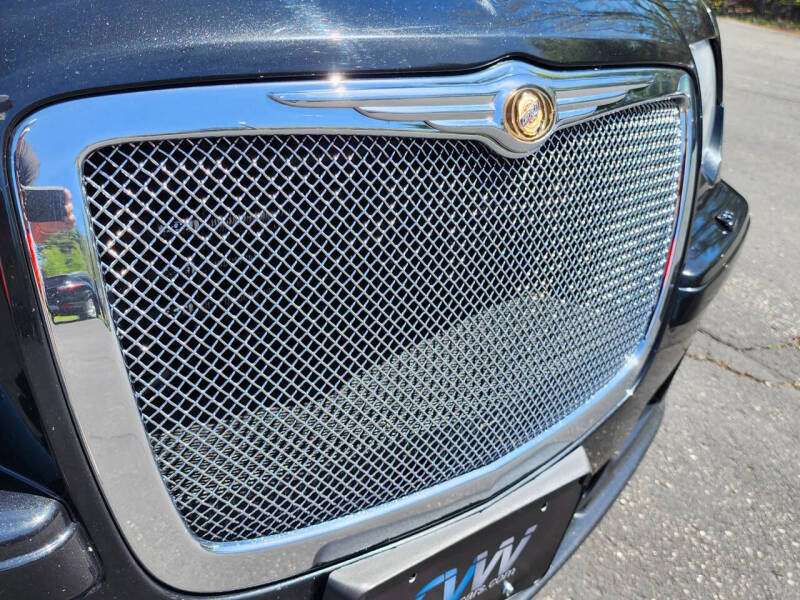 2006 Chrysler 300 SRT-8