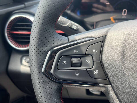 2025 Chevrolet Trax RS