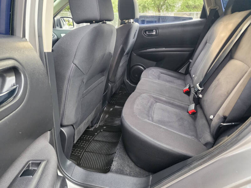 2014 Nissan Rogue Select S