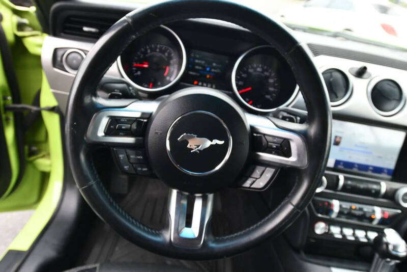 2020 Ford Mustang