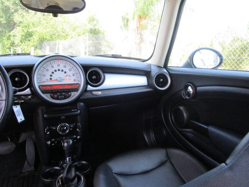 2013 MINI Hardtop Cooper