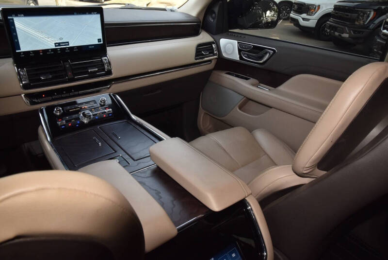 2022 Lincoln Navigator Reserve