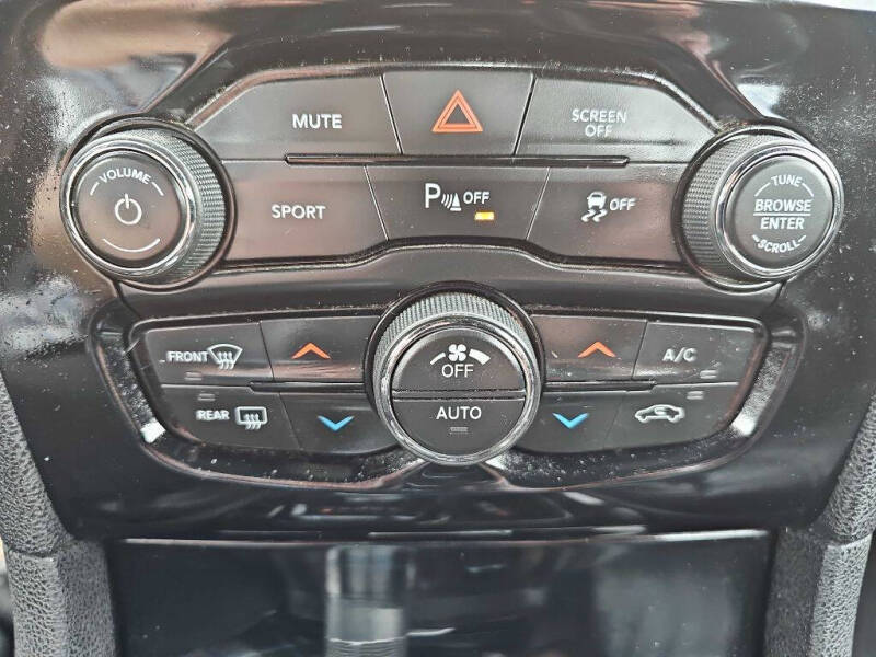 2021 Chrysler 300 S V6