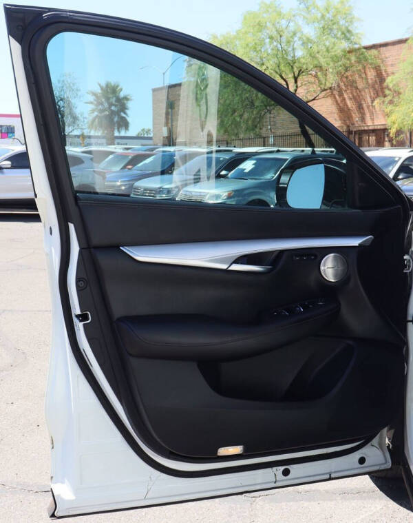 2021 Infiniti QX50 Sensory