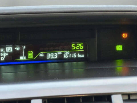 2013 Toyota Prius v Five